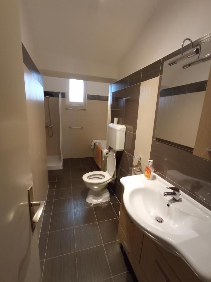 פורץ Apartments Timi מראה חיצוני תמונה