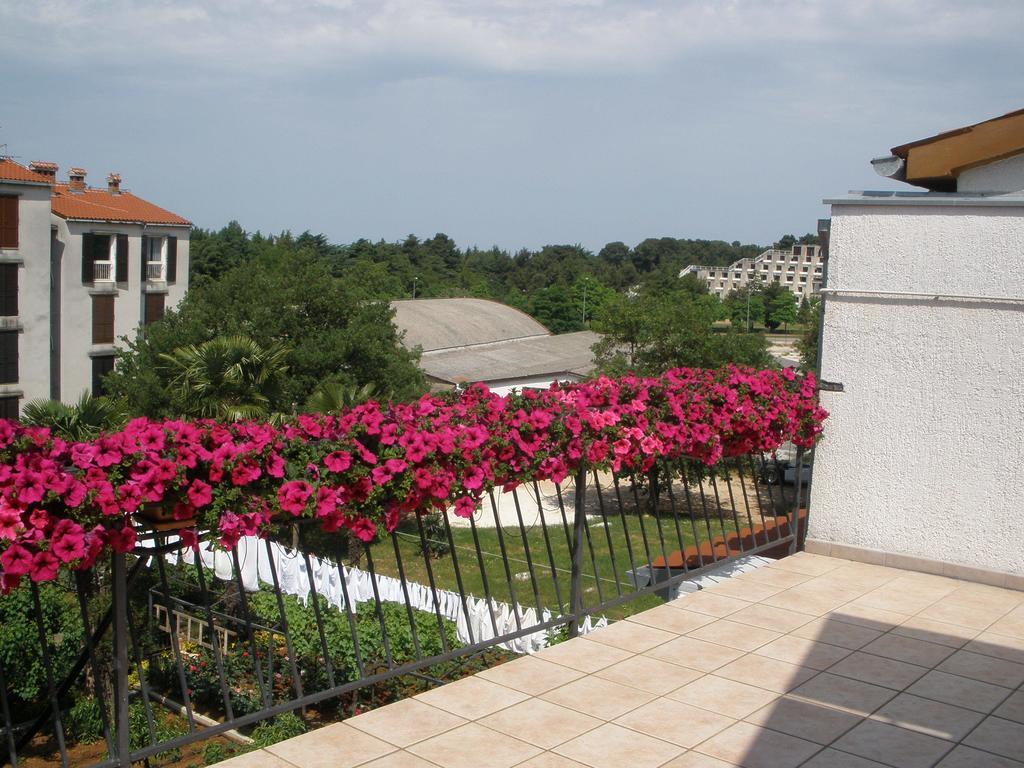 פורץ Apartments Timi מראה חיצוני תמונה