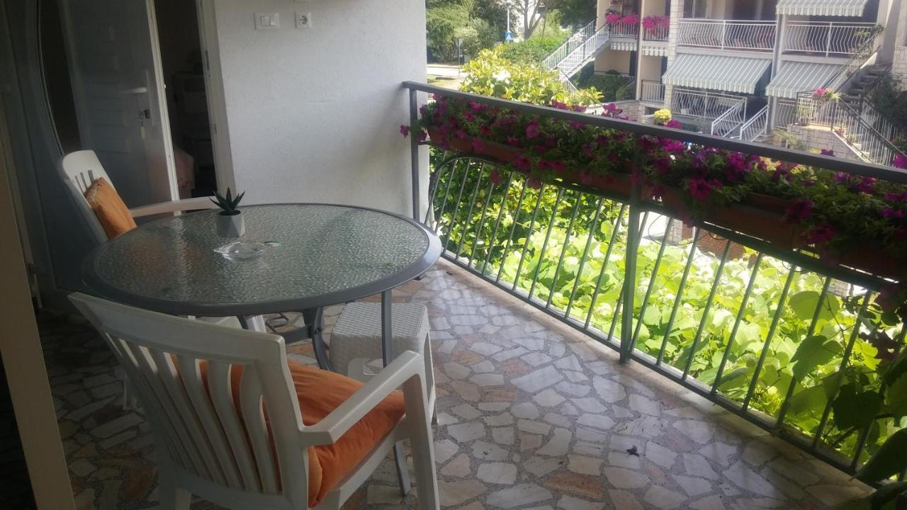 פורץ Apartments Timi מראה חיצוני תמונה