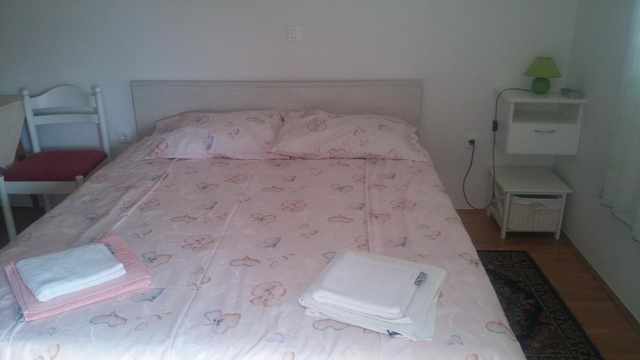 פורץ Apartments Timi מראה חיצוני תמונה